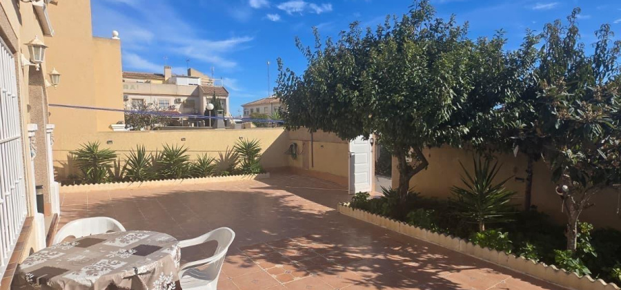 Torrevieja, Alicante, 3 Bedrooms Bedrooms, ,2 BathroomsBathrooms,Villa,Resale,0,75632138789636928