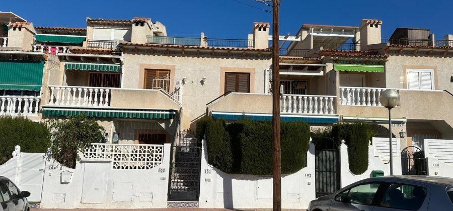 Torrevieja, Alicante, 2 Bedrooms Bedrooms, ,1 BathroomBathrooms,Bungalow,Resale,0,75632177710934880