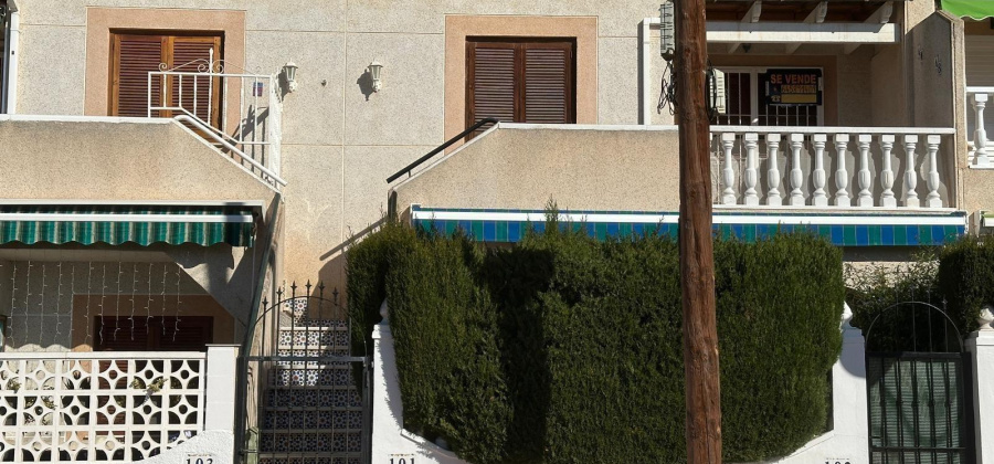 Torrevieja, Alicante, 2 Bedrooms Bedrooms, ,1 BathroomBathrooms,Bungalow,Resale,0,75632177710934880