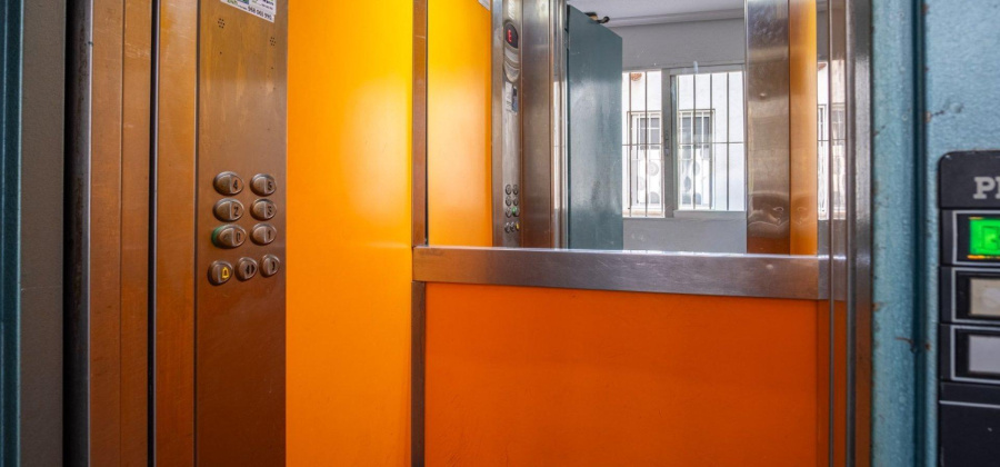 Torrevieja, Alicante, 1 Bedroom Bedrooms, ,1 BathroomBathrooms,Apartment,Resale,0,75632241651852688