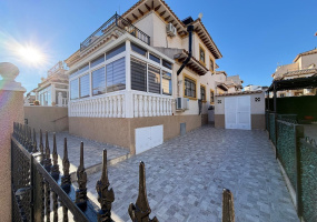 Orihuela Costa, Alicante, 2 Bedrooms Bedrooms, ,2 BathroomsBathrooms,Townhouse,Resale,0,75632160025379904