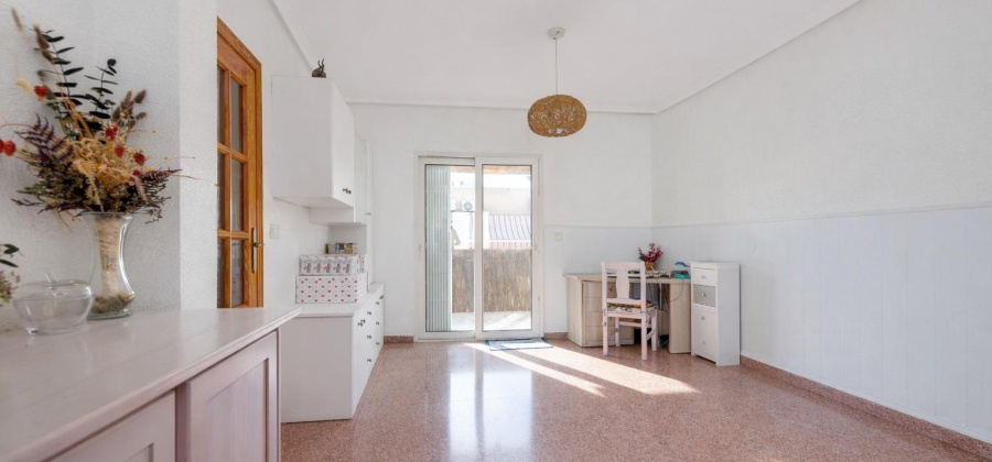 Torrevieja, Alicante, 2 Bedrooms Bedrooms, ,2 BathroomsBathrooms,Apartment,Resale,0,75632212393546704