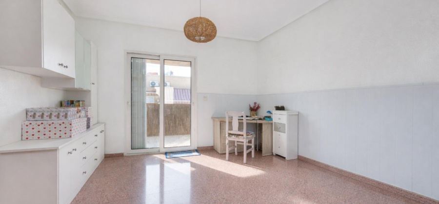 Torrevieja, Alicante, 2 Bedrooms Bedrooms, ,2 BathroomsBathrooms,Apartment,Resale,0,75632212393546704