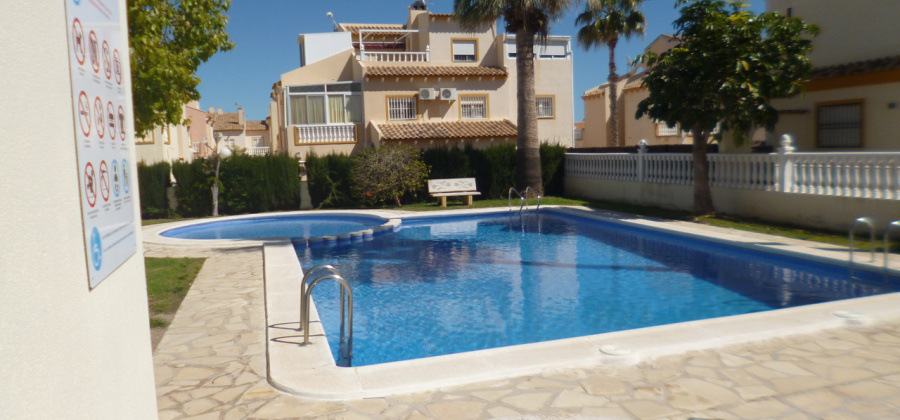 Playa Flamenca, Alicante, 3 Bedrooms Bedrooms, ,2 BathroomsBathrooms,Villa,Resale,0,90690174003036848