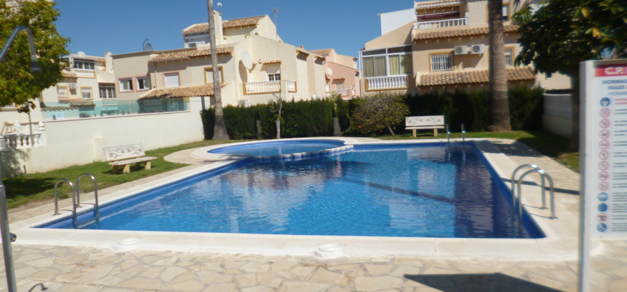 Playa Flamenca, Alicante, 3 Bedrooms Bedrooms, ,2 BathroomsBathrooms,Villa,Resale,0,90690174003036848