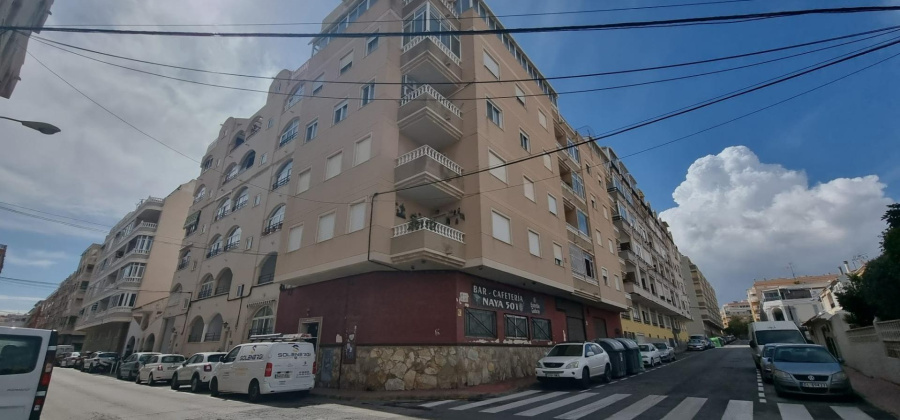 Torrevieja, Alicante, 2 Bedrooms Bedrooms, ,1 BathroomBathrooms,Apartment,Resale,0,75632247369912912