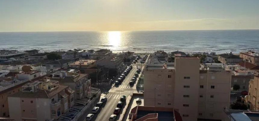 Torrevieja, Alicante, 2 Bedrooms Bedrooms, ,1 BathroomBathrooms,Apartment,Resale,0,75632482453076160