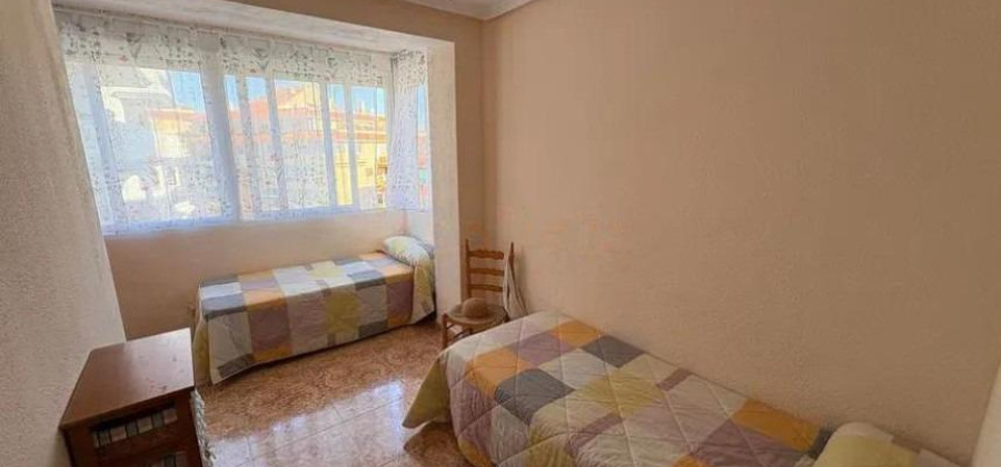 Torrevieja, Alicante, 2 Bedrooms Bedrooms, ,1 BathroomBathrooms,Apartment,Resale,0,75632482453076160
