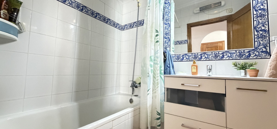 La Zenia, Alicante, 4 Bedrooms Bedrooms, ,2 BathroomsBathrooms,Bungalow,Resale,0,10318674778511478