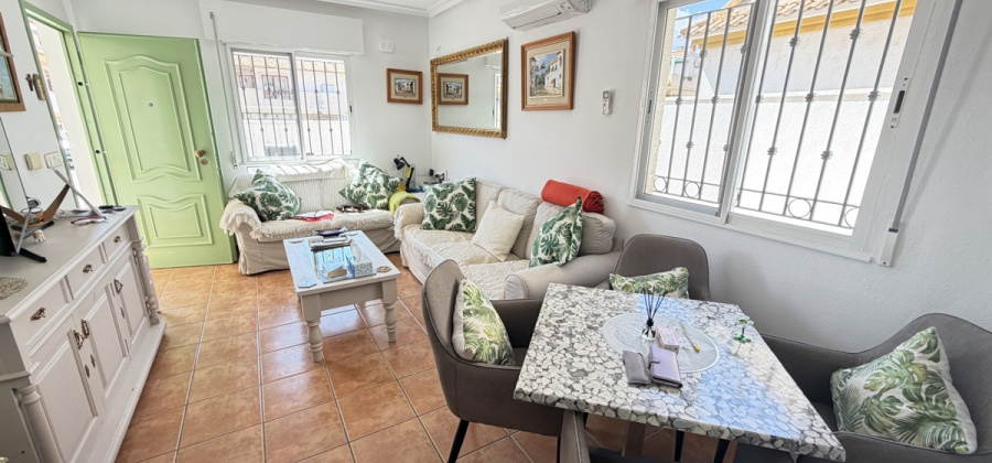 La Zenia, Alicante, 4 Bedrooms Bedrooms, ,2 BathroomsBathrooms,Bungalow,Resale,0,10318674778511478