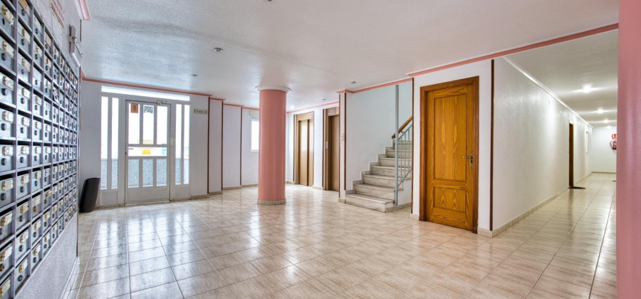 Torrevieja, Alicante, 3 Bedrooms Bedrooms, ,1 BathroomBathrooms,Apartment,Resale,0,75632216914949008