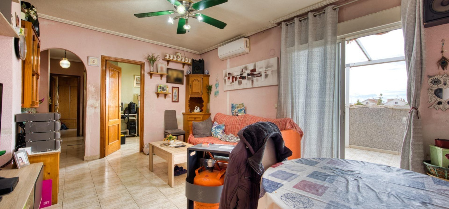 Torrevieja, Alicante, 3 Bedrooms Bedrooms, ,1 BathroomBathrooms,Apartment,Resale,0,75632216914949008