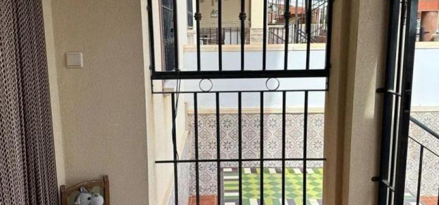 Torrevieja, Alicante, 2 Bedrooms Bedrooms, ,1 BathroomBathrooms,Villa,Resale,0,75632370514744944