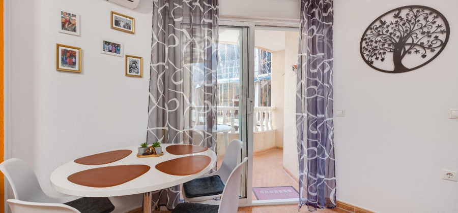 Torrevieja, Alicante, 1 Bedroom Bedrooms, ,1 BathroomBathrooms,Apartment,Resale,0,7563292082124642