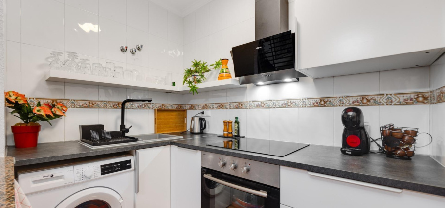 Torrevieja, Alicante, 1 Bedroom Bedrooms, ,1 BathroomBathrooms,Apartment,Resale,0,7563292082124642