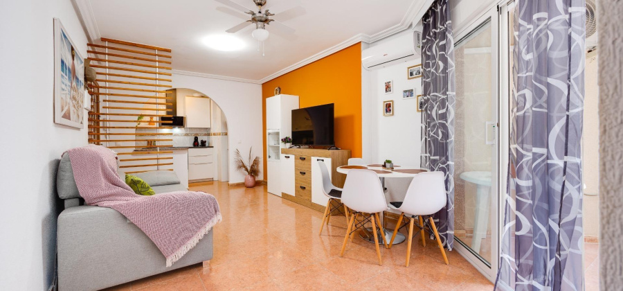 Torrevieja, Alicante, 1 Bedroom Bedrooms, ,1 BathroomBathrooms,Apartment,Resale,0,7563292082124642