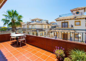 Orihuela Costa, Alicante, 2 Bedrooms Bedrooms, ,1 BathroomBathrooms,Townhouse,Resale,0,75632177476782224