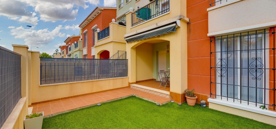 Torrevieja, Alicante, 2 Bedrooms Bedrooms, ,1 BathroomBathrooms,Bungalow,Resale,0,75632208307475632