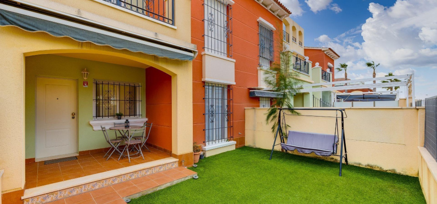 Torrevieja, Alicante, 2 Bedrooms Bedrooms, ,1 BathroomBathrooms,Bungalow,Resale,0,75632208307475632