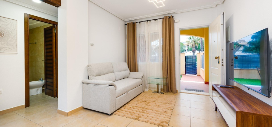 Torrevieja, Alicante, 2 Bedrooms Bedrooms, ,1 BathroomBathrooms,Bungalow,Resale,0,75632208307475632
