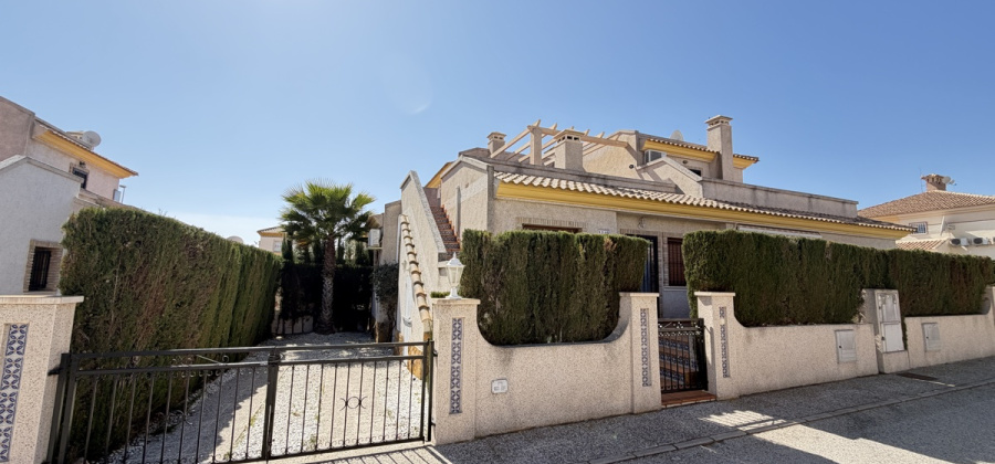 Villamartin, Alicante, 2 Bedrooms Bedrooms, ,2 BathroomsBathrooms,Bungalow,Resale,0,103186165189733296