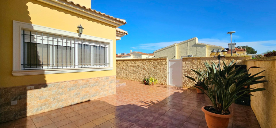 San Fulgencio, Alicante, 3 Bedrooms Bedrooms, ,2 BathroomsBathrooms,Villa,Resale,0,75632427370777232