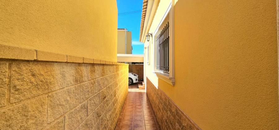 San Fulgencio, Alicante, 3 Bedrooms Bedrooms, ,2 BathroomsBathrooms,Villa,Resale,0,75632427370777232