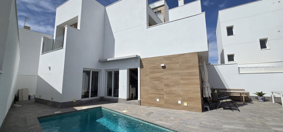 San Pedro del Pinatar, Murcia, 3 Bedrooms Bedrooms, ,2 BathroomsBathrooms,Villa,Resale,0,70249280823454304