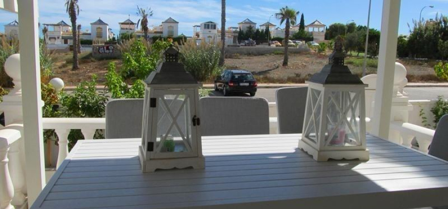 Torrevieja, Alicante, 3 Bedrooms Bedrooms, ,2 BathroomsBathrooms,Villa,Resale,0,7563270138569592