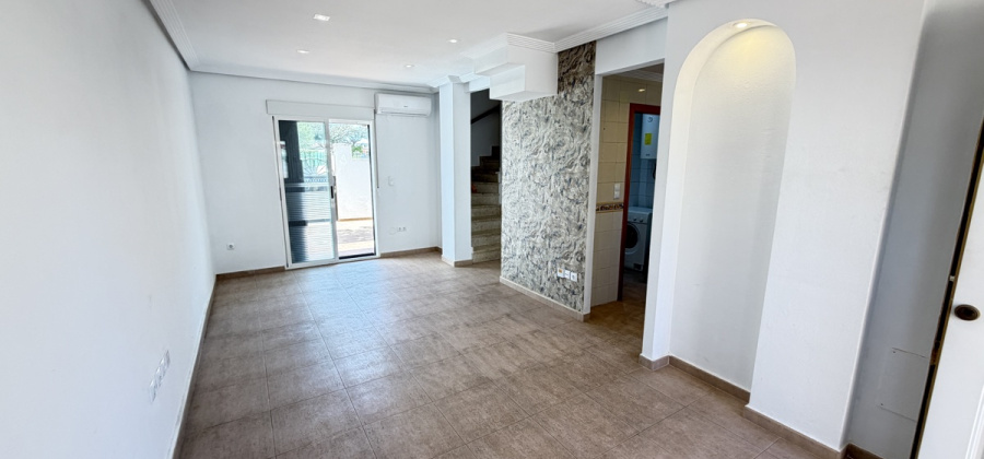 Los Altos, Alicante, 2 Bedrooms Bedrooms, ,2 BathroomsBathrooms,Townhouse,Resale,0,103186371036738688