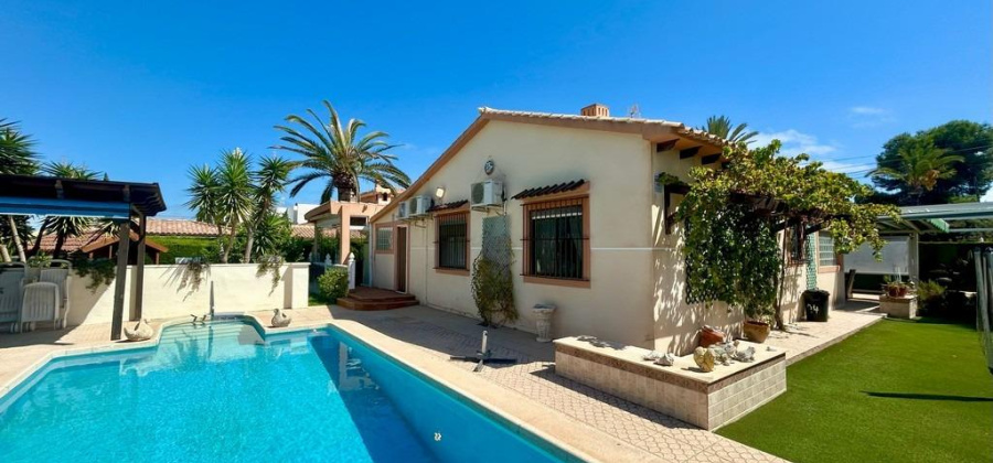 Orihuela Costa, Alicante, 3 Bedrooms Bedrooms, ,3 BathroomsBathrooms,Villa,Resale,0,6594579312377493