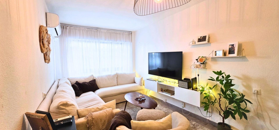 Torrevieja, Alicante, 3 Bedrooms Bedrooms, ,1 BathroomBathrooms,Apartment,Resale,0,75632108809644496