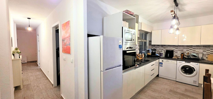 Torrevieja, Alicante, 3 Bedrooms Bedrooms, ,1 BathroomBathrooms,Apartment,Resale,0,75632108809644496