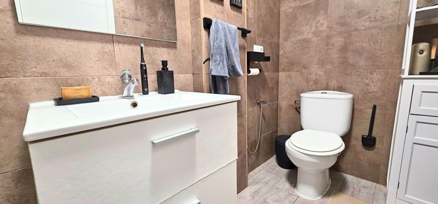 Torrevieja, Alicante, 3 Bedrooms Bedrooms, ,1 BathroomBathrooms,Apartment,Resale,0,75632108809644496