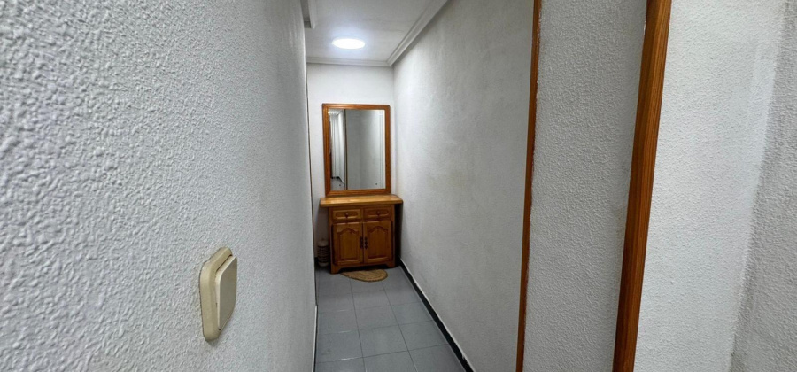 Torrevieja, Alicante, 2 Bedrooms Bedrooms, ,1 BathroomBathrooms,Apartment,Resale,0,75632212719622576