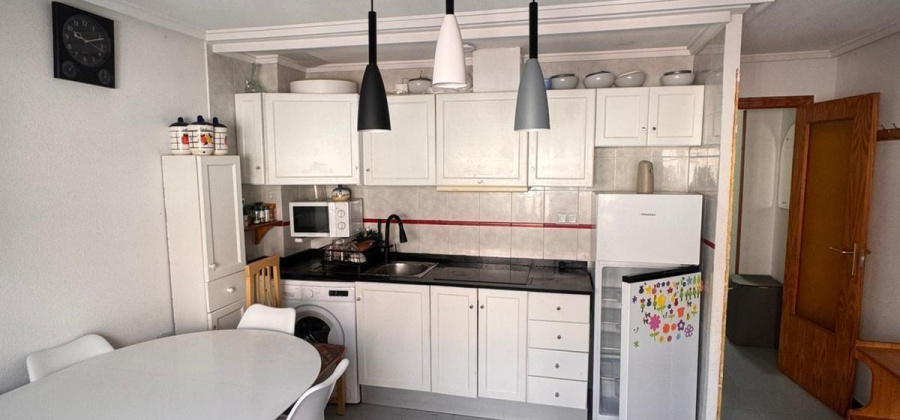 Torrevieja, Alicante, 2 Bedrooms Bedrooms, ,1 BathroomBathrooms,Apartment,Resale,0,75632212719622576