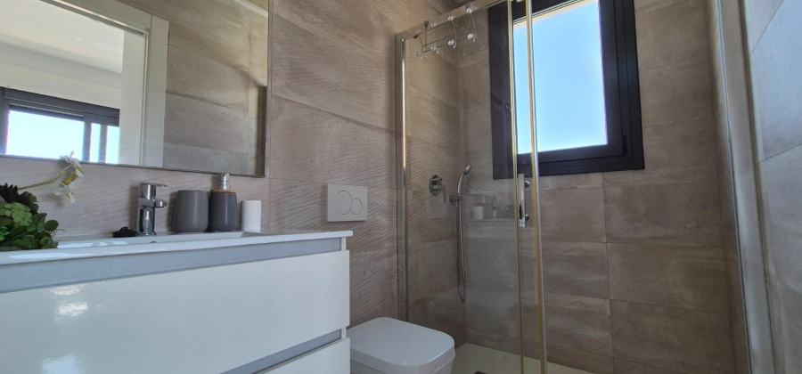 Torrevieja, Alicante, 4 Bedrooms Bedrooms, ,3 BathroomsBathrooms,Villa,Resale,0,7563278723189634