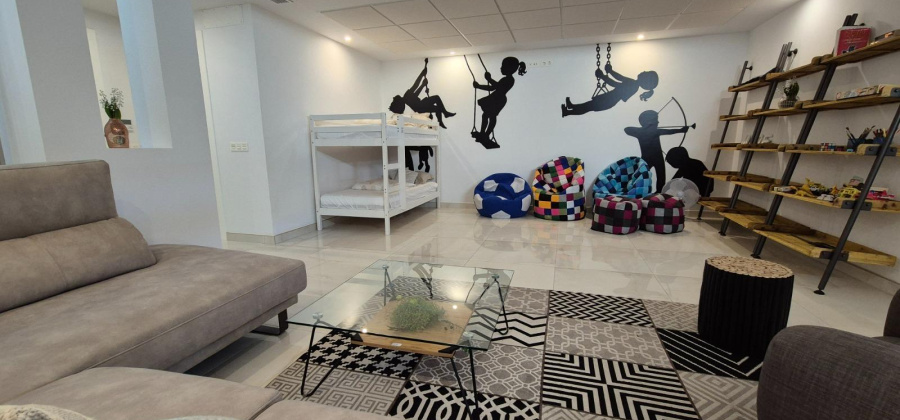 Torrevieja, Alicante, 4 Bedrooms Bedrooms, ,3 BathroomsBathrooms,Villa,Resale,0,7563278723189634