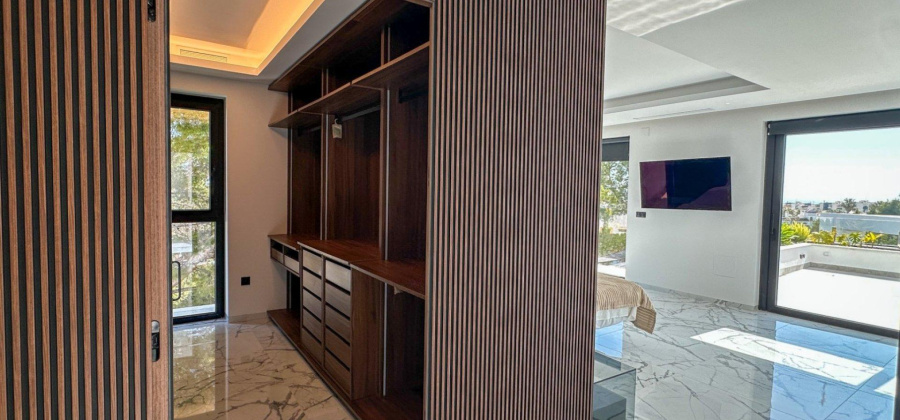 Orihuela Costa, Alicante, 4 Bedrooms Bedrooms, ,6 BathroomsBathrooms,Villa,Resale,0,75632636822571440