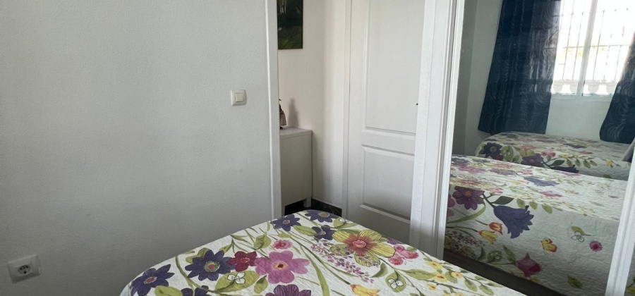 Torrevieja, Alicante, 2 Bedrooms Bedrooms, ,1 BathroomBathrooms,Apartment,Resale,0,75632285754836064