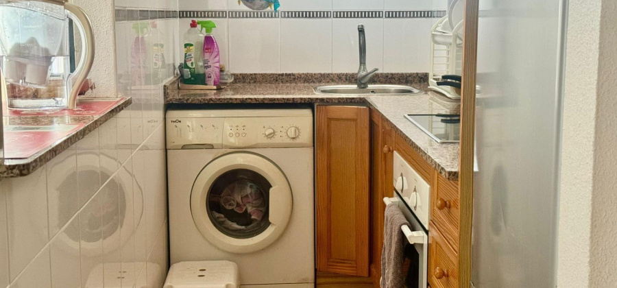 Torrevieja, Alicante, 2 Bedrooms Bedrooms, ,1 BathroomBathrooms,Apartment,Resale,0,75632285121888864