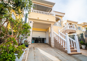 SAN FULGENCIO, Alicante, 3 Bedrooms Bedrooms, ,2 BathroomsBathrooms,Villa,Resale,0,103536176131396480