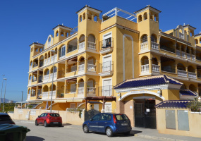Algorfa, Alicante, 2 Bedrooms Bedrooms, ,1 BathroomBathrooms,Apartment,Resale,0,271160233424664256
