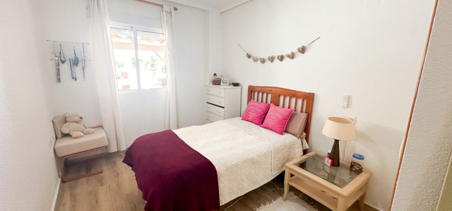 Torrevieja, Alicante, 2 Bedrooms Bedrooms, ,1 BathroomBathrooms,Apartment,Resale,0,75632167864584864