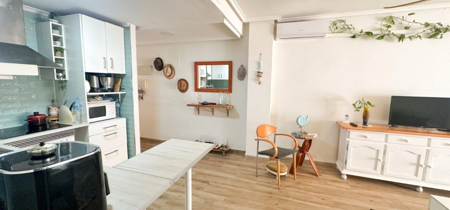 Torrevieja, Alicante, 2 Bedrooms Bedrooms, ,1 BathroomBathrooms,Apartment,Resale,0,75632167864584864