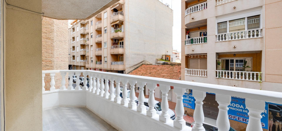 Torrevieja, Alicante, 3 Bedrooms Bedrooms, ,2 BathroomsBathrooms,Apartment,Resale,0,75632439033844832