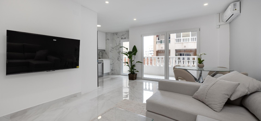 Torrevieja, Alicante, 3 Bedrooms Bedrooms, ,2 BathroomsBathrooms,Apartment,Resale,0,75632439033844832