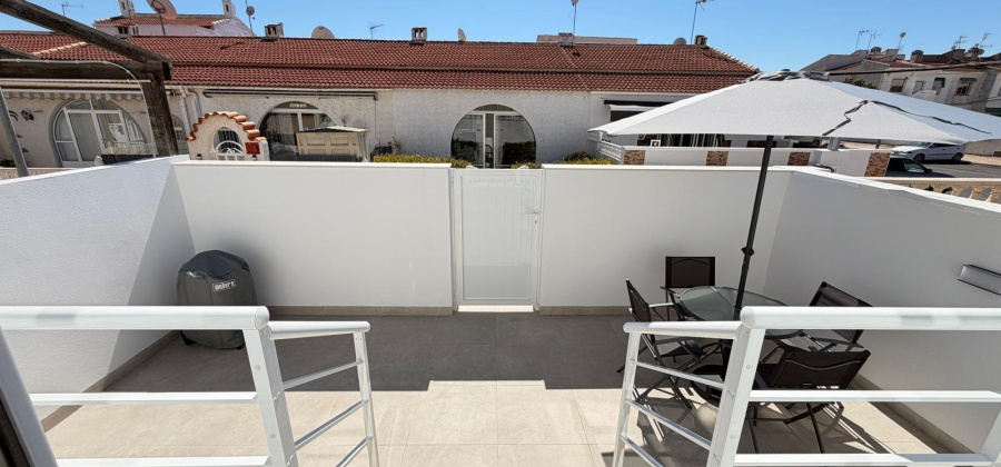 Torrevieja, Alicante, 2 Bedrooms Bedrooms, ,1 BathroomBathrooms,Townhouse,Resale,0,7563270635700832