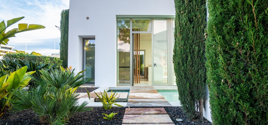 Orihuela, Alicante, 4 Bedrooms Bedrooms, ,2 BathroomsBathrooms,Villa,Resale,0,75632173680342912