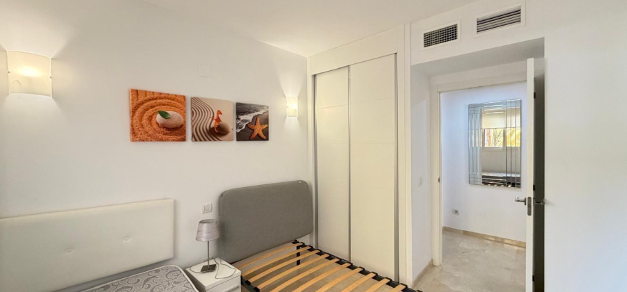Torrevieja, Alicante, 3 Bedrooms Bedrooms, ,2 BathroomsBathrooms,Apartment,Resale,0,75632214825334176
